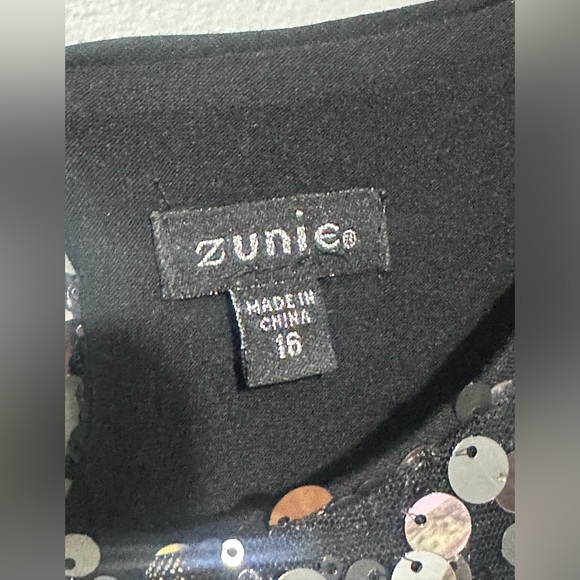 Girl’s Zunie Sleeveless Sequin Black/Silver Dress Size 16 EUC!! - Picture 4 of 13